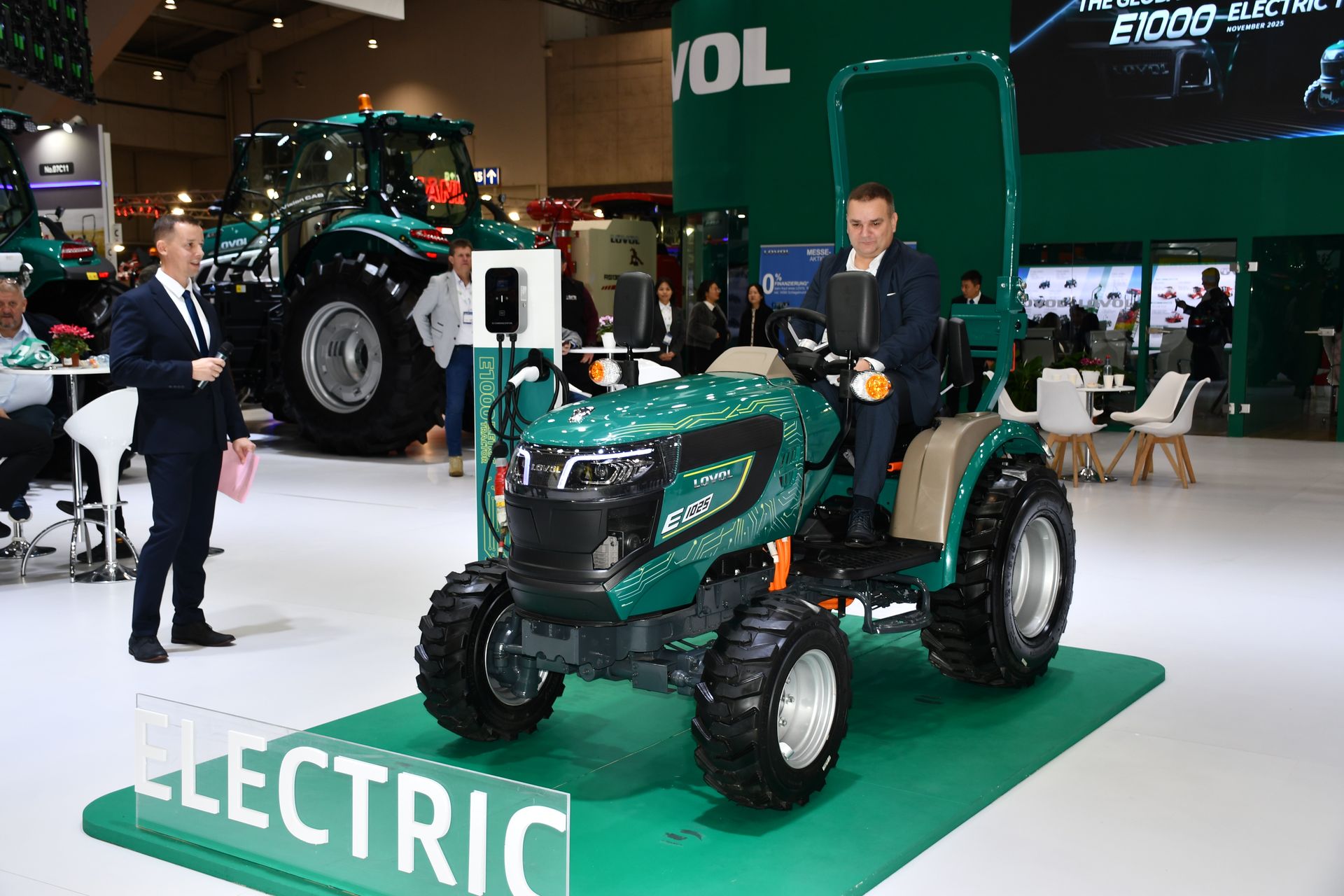 LOVOL E1000 Debuts at Agritechnica 2025